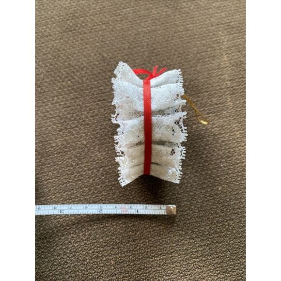 Handmade Red Wooden Heart Decoration Christmas Tree Ribbon White Ornament Cute - Picture 10 of 11